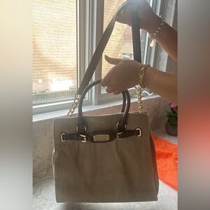 Authentic Vintage Micheal kors Canvas Hamilton tote tan & brown